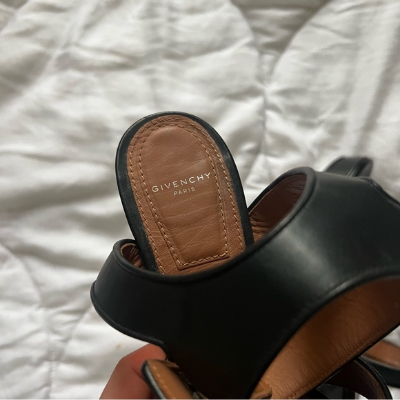 Givenchy shark lock platform heels - Picture 6 of 8